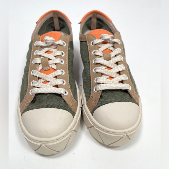 SCHUTZ platform street style sneakers - Picture 9 of 9